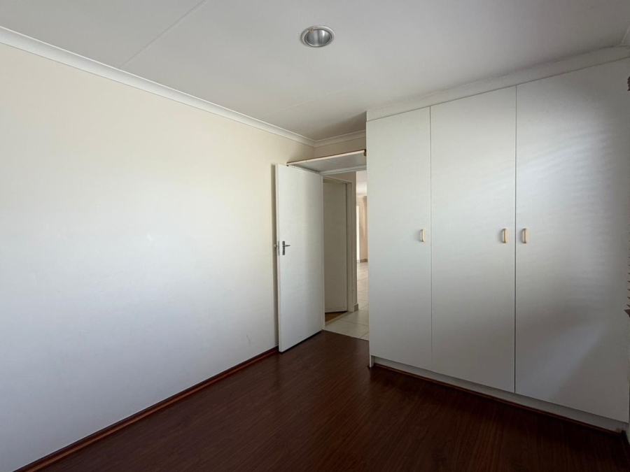 To Let 2 Bedroom Property for Rent in Overbaakens Eastern Cape